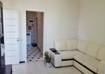 Двухкомнатная квартира в Сочи у моря 0